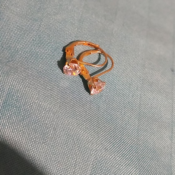 10K Yellow Gold "Diamond" Earrings - Picture 4 of 8